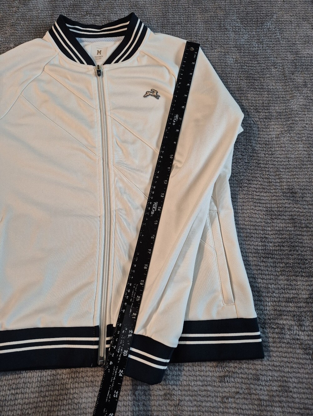 Tracksmith Track Jacket cream Navy, Sz M Full Zip Pockets athleisure running - Picture 10 of 11